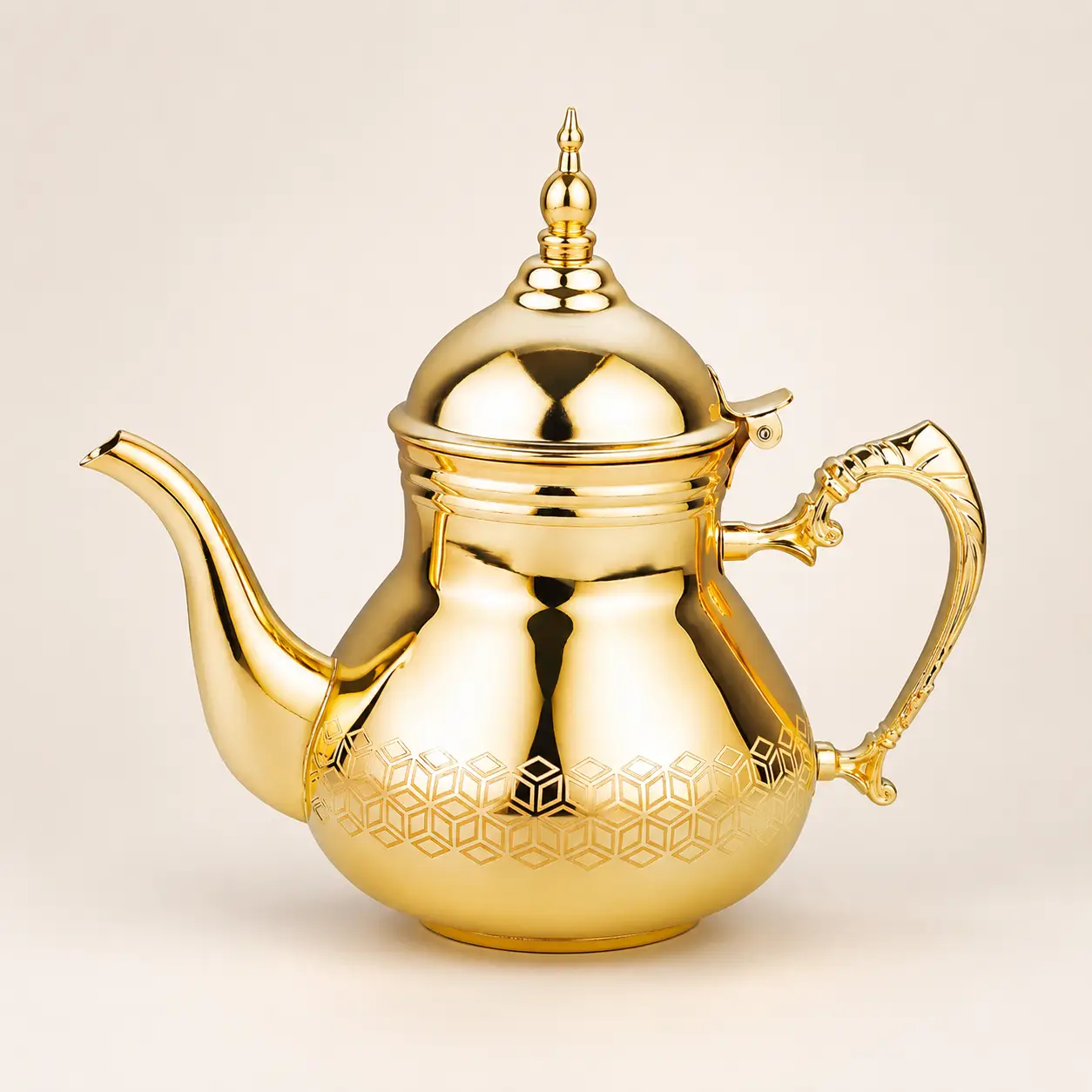 Théière dorée 1,5L induction et tous feux en présentation élégante